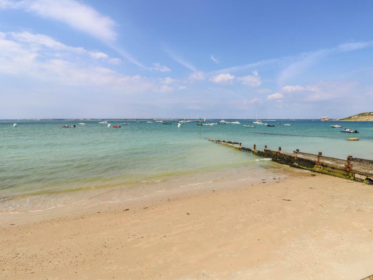 5 Yarmouth Cottages Freshwater Esterno foto