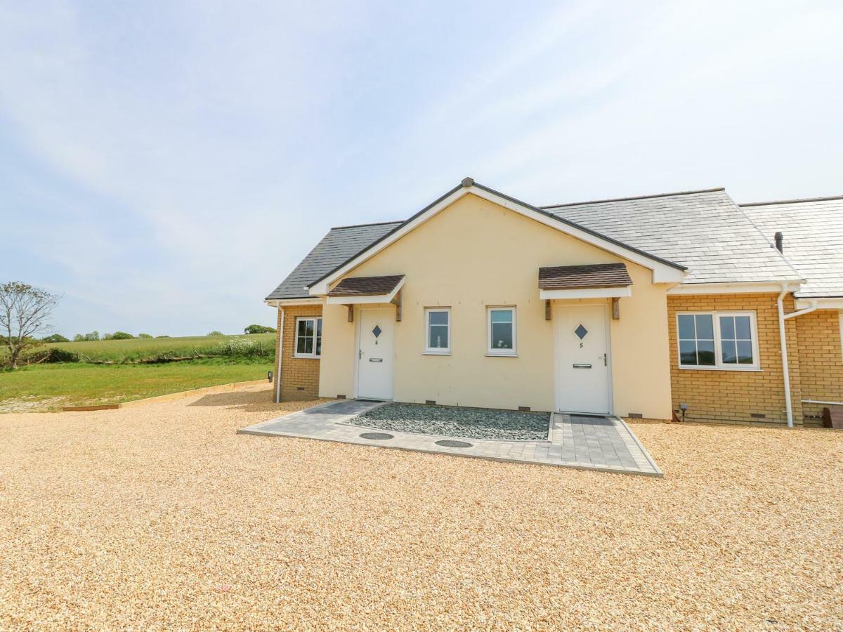 5 Yarmouth Cottages Freshwater Esterno foto